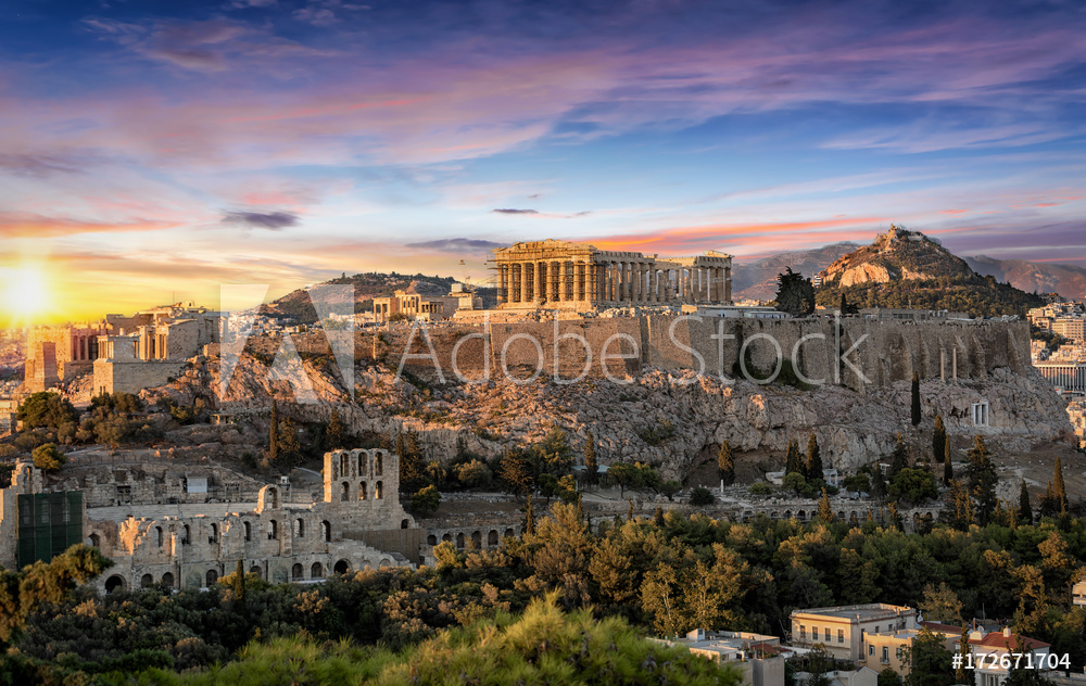Die Akropolis von Athen, Griechenland, bei Sonnenuntergang