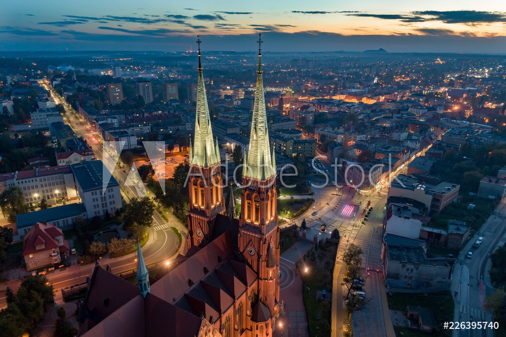 Obraz na płótnie Aerial drone view on Basilica and city center in Rybnik. w sypialni