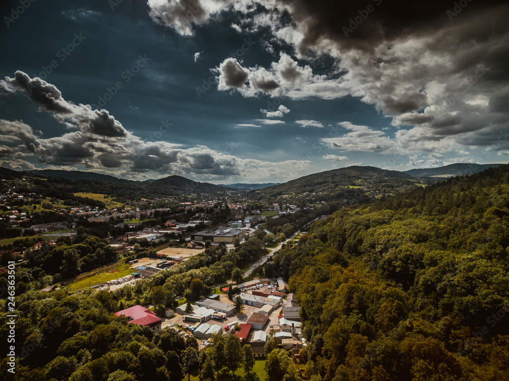 Panorama Suchej Beskidzkiej – obraz na płótnie