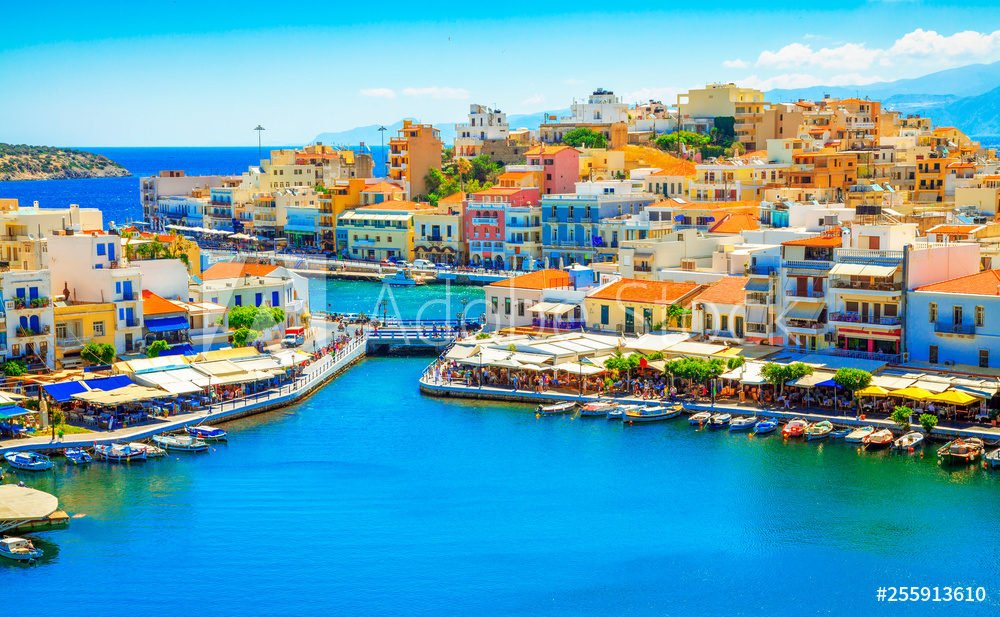 Obraz na płótnie Agios Nikolaos and Voulismeni lake in Crete island, Greece. w salonie