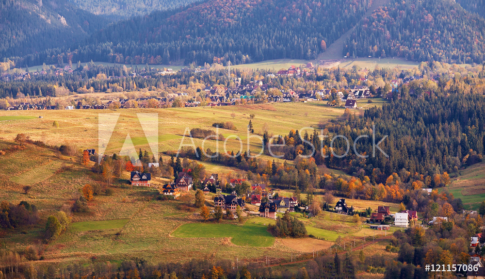 Obraz na płótnie Sunny October day in mountain village. Autumn in Poland w salonie