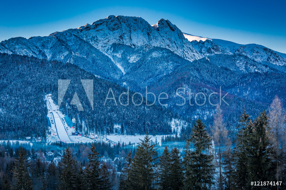 Obraz na płótnie Giewont peak at dawn in Zakopane in winter, Tatra Mountains, Poland w salonie