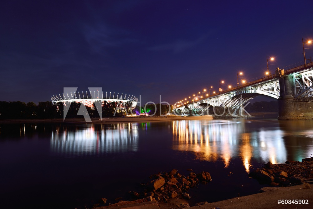 Fotoobraz Most Poniatowskiego oraz Stadion Narodowy w Warszawie | Obraz na płótnie beton architektoniczny