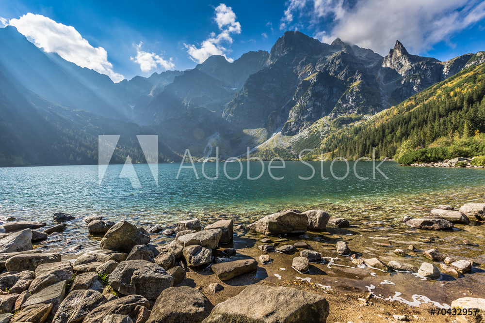 Obraz na płótnie Green water mountain lake Morskie Oko, Tatra Mountains, Poland w salonie