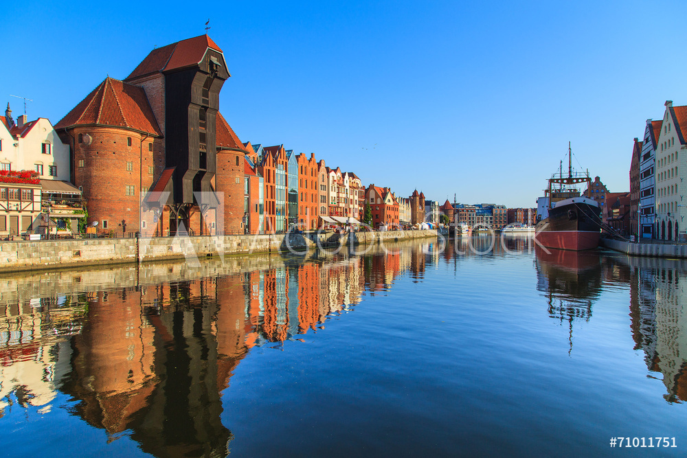 Obraz na płótnie Dawny port nad Motławą w salonie