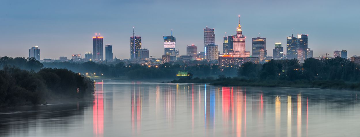 Obraz na płótnie Wisła na tle panoramy Warszawy | Obraz na płótnie w salonie